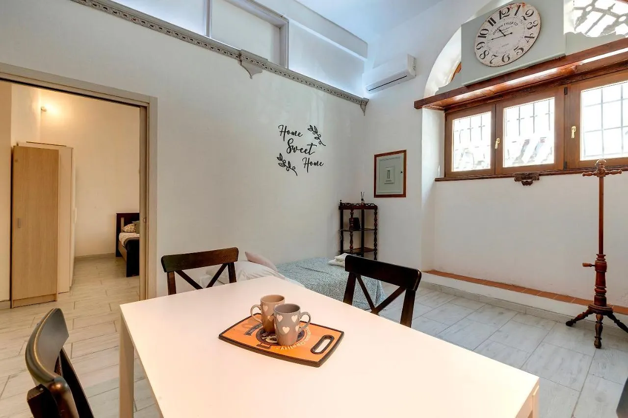 Santa Maria 3B Apartment Florence